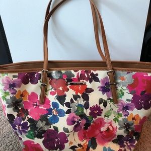 Pretty Floral Nine West Tote Bag/Purse!